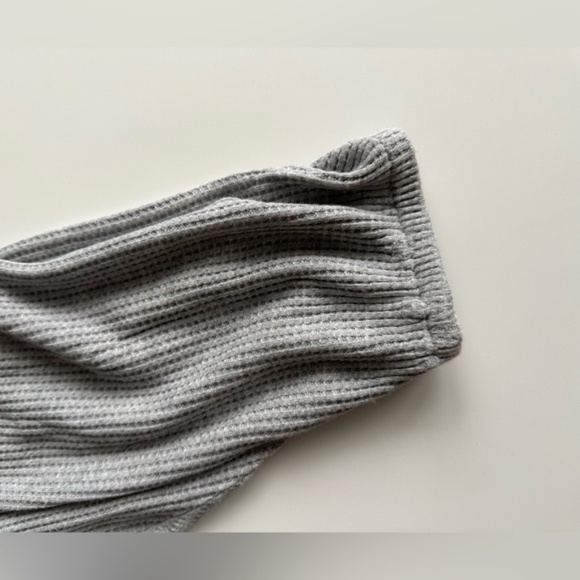 L*Space Venice Beach waffle knit cropped hoodie (size M/L) NWT - Picture 15 of 15